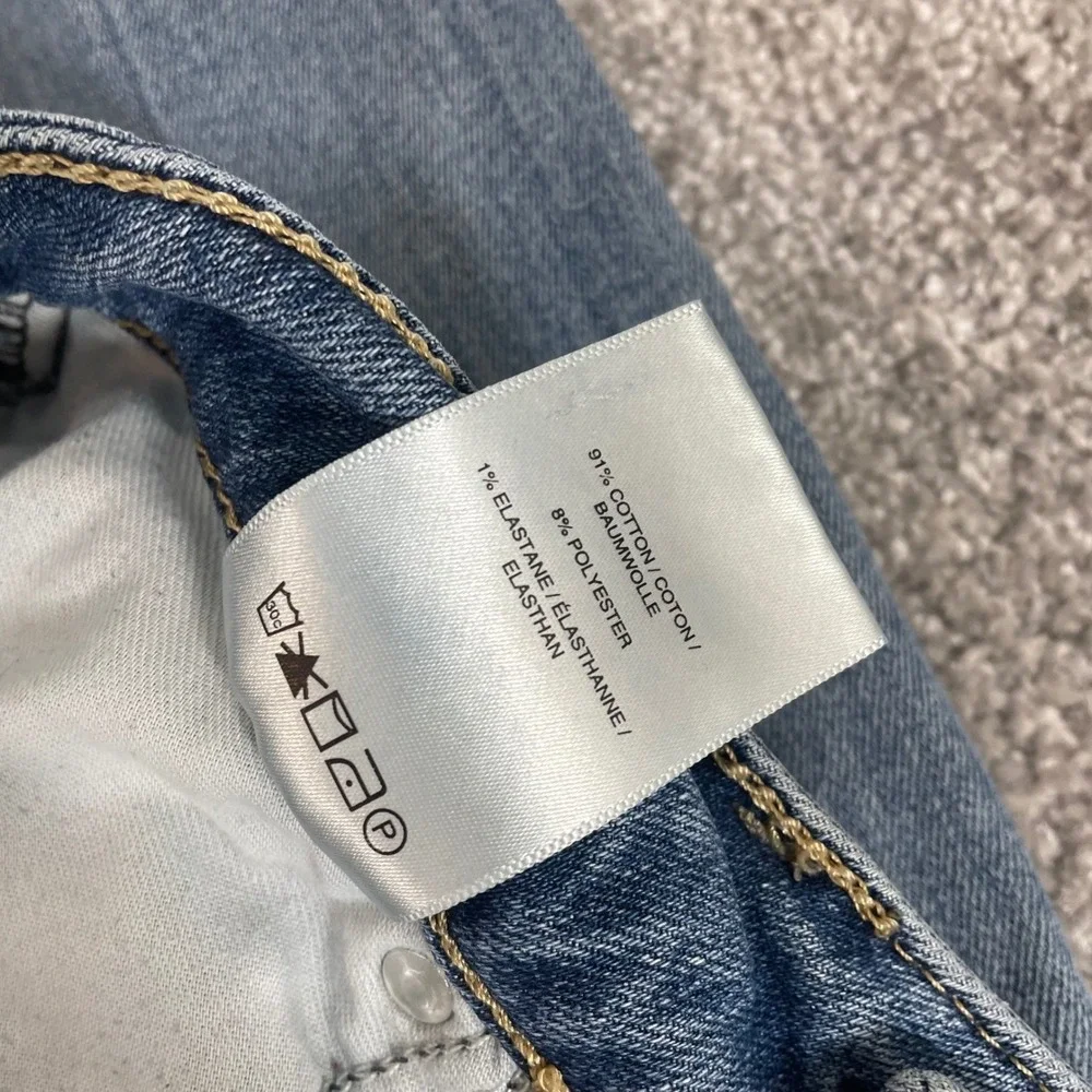 Silver Jeans visible pink